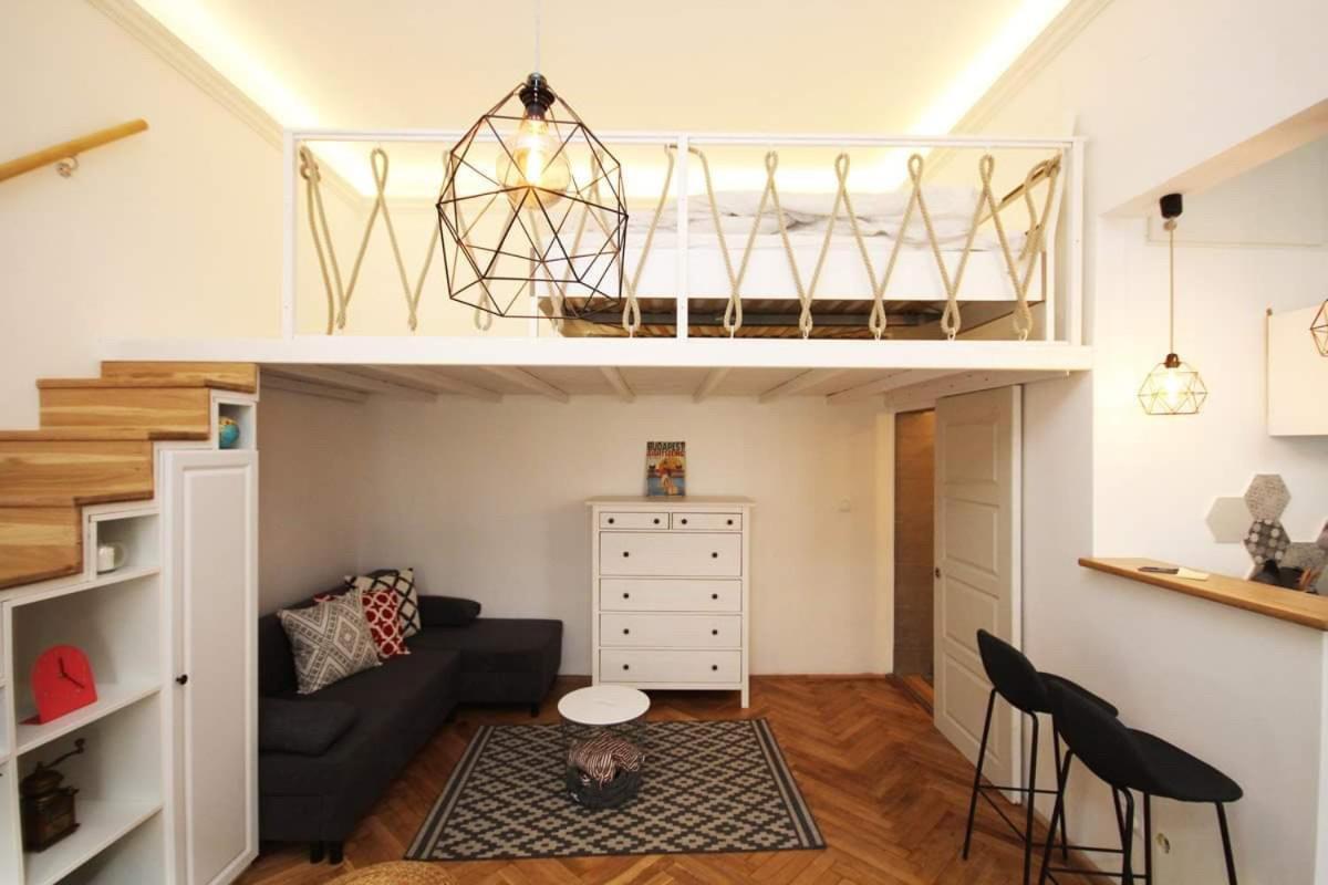 Lovely Downtown Home In Budapest Eksteriør billede